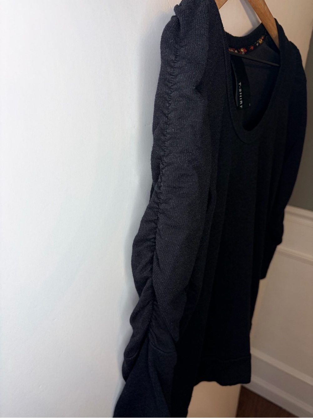 Dolan from Anthropologie Women’s Black Scoop Neck Ruched Sleeve Top, Size Small - Picture 4 of 9